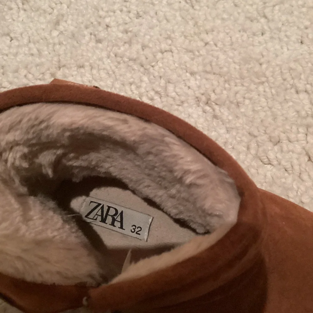 Zara Kids Girls My Winter Boot Size Euro 32 US Sz1 Shearling Boots